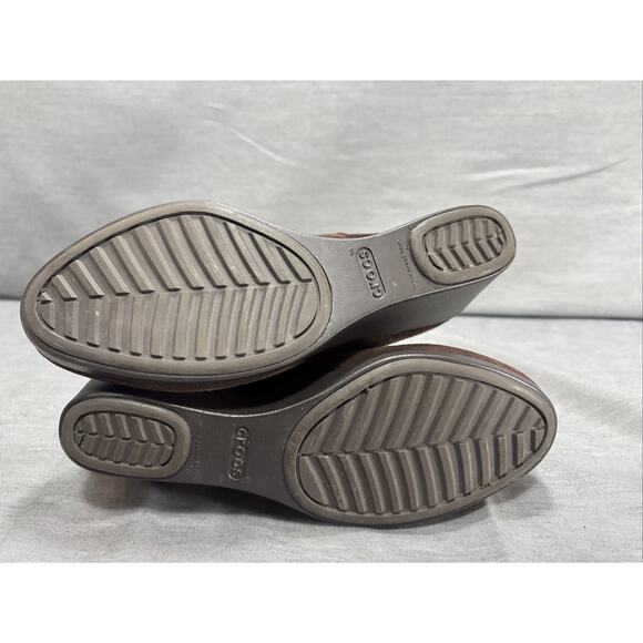 Crocs Dual Comfort Leigh Ankle Boot Women's Espresso Brown Suede Wedge Heel Sz 8 - Picture 6 of 10